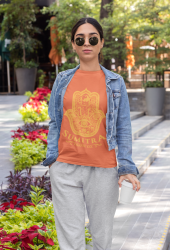 t-shirt-mockup-of-an-athleisure-styled-woman-32470